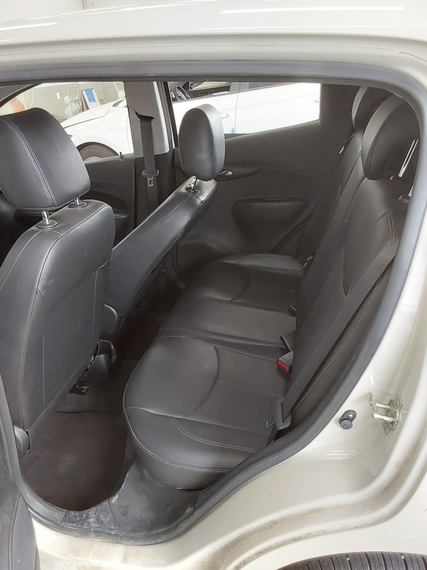 2016 - chevrolet spark
