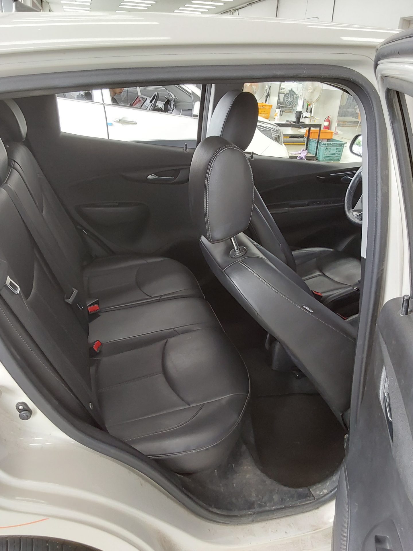 2016 - chevrolet spark