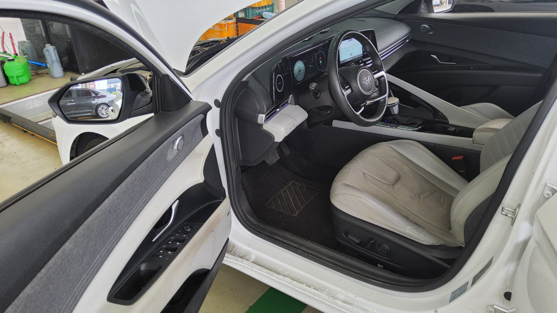 2021 - hyundai avante