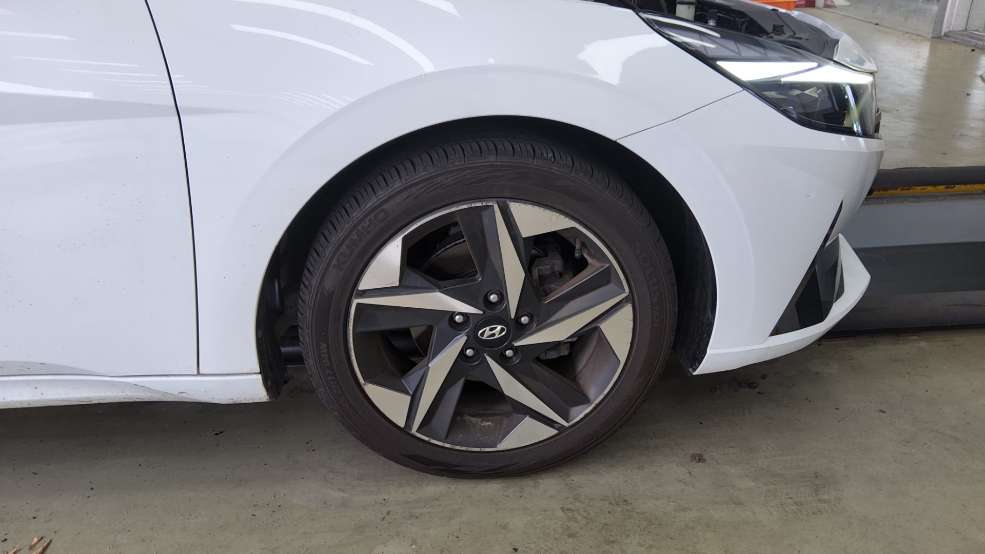 2021 - hyundai avante