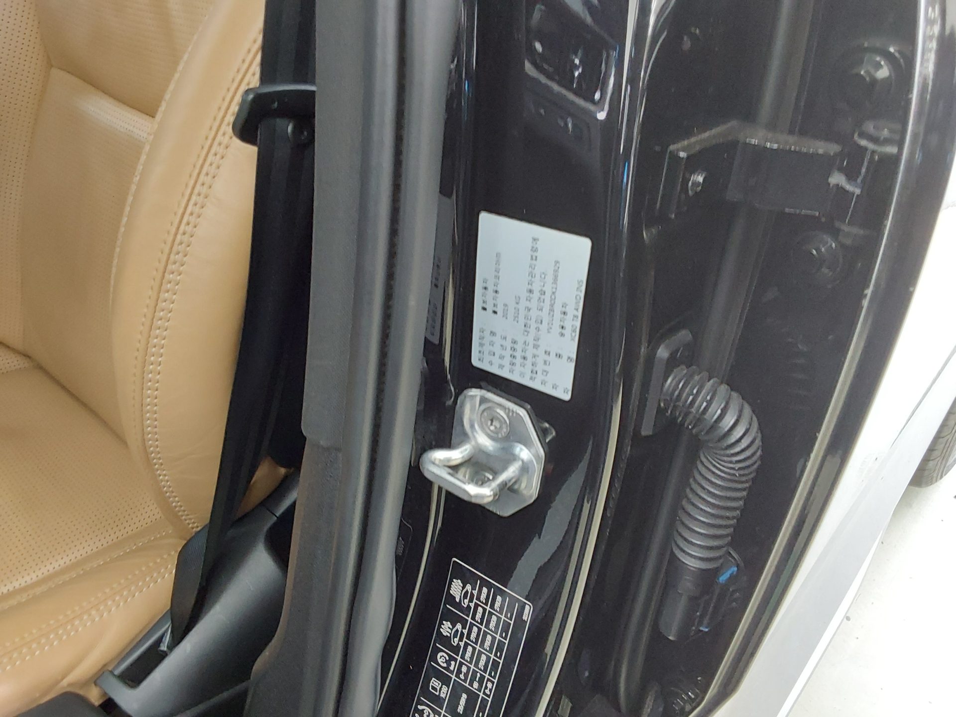 2019 - volvo xc60