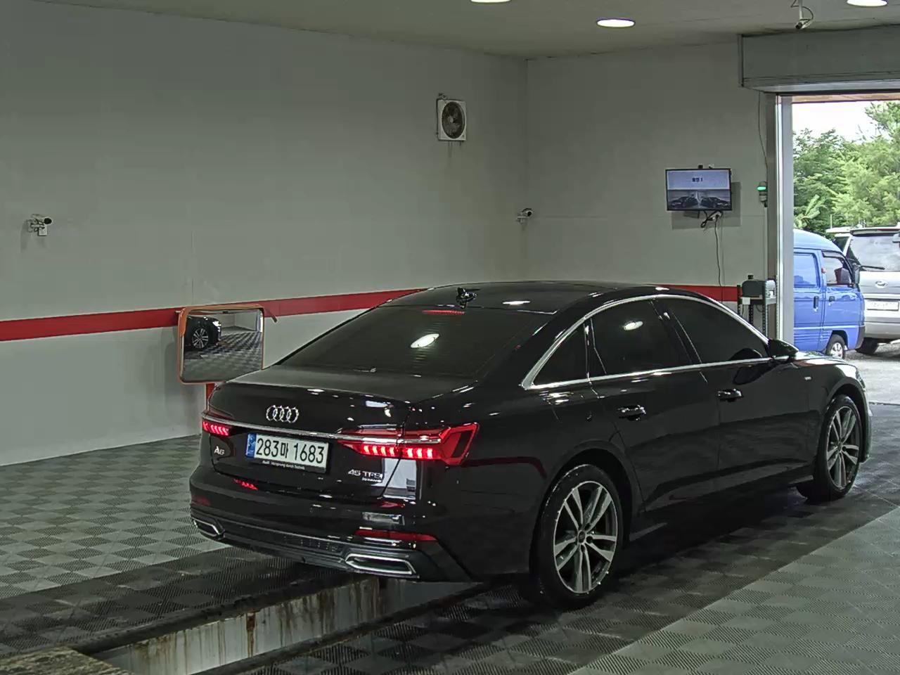 2022 - audi a6