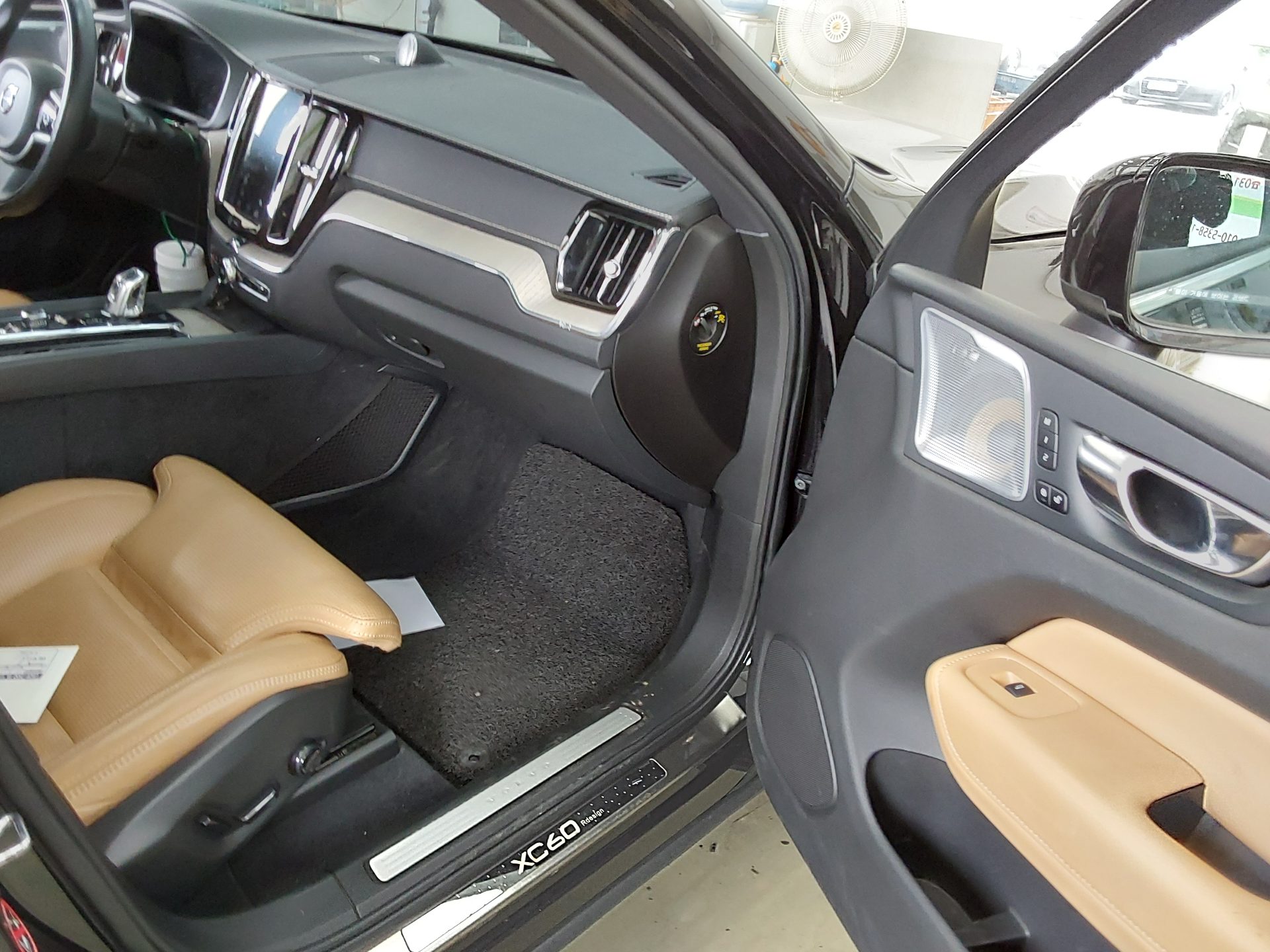 2019 - volvo xc60