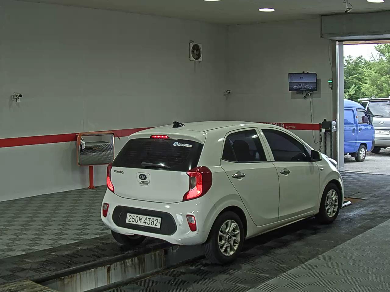2020 - kia morning