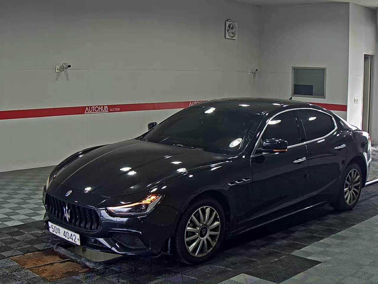 2015 - maserati ghibli
