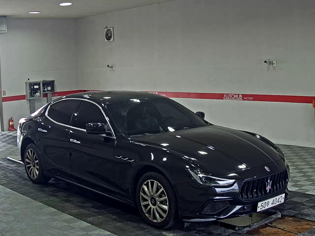 2015 - maserati ghibli