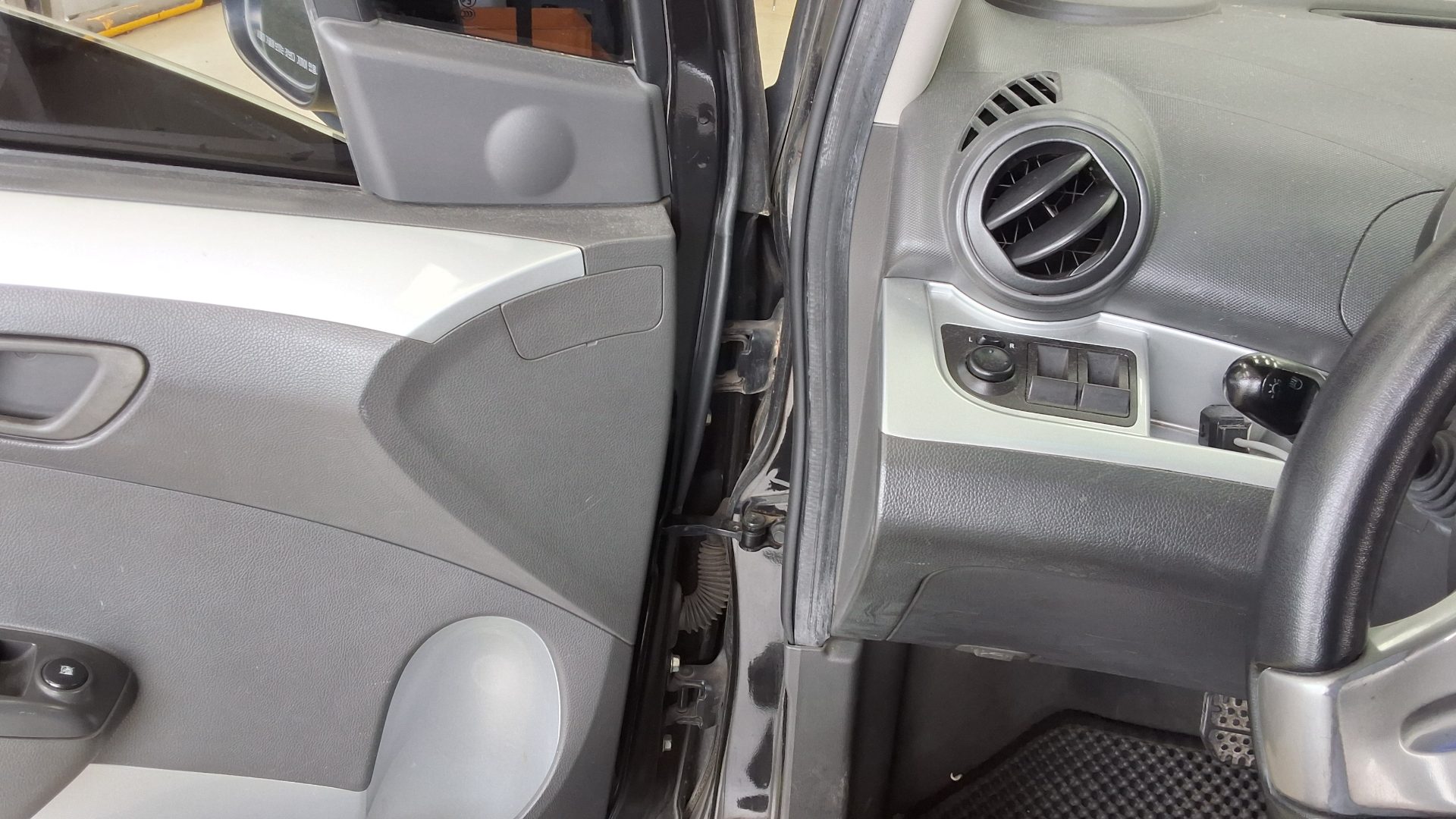 2012 - chevrolet spark