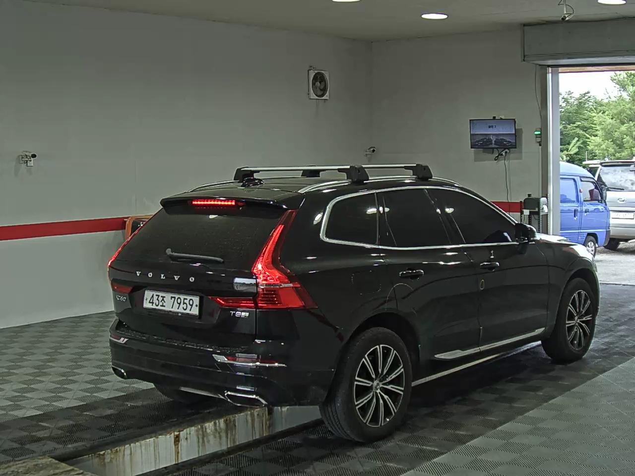 2019 - volvo xc60