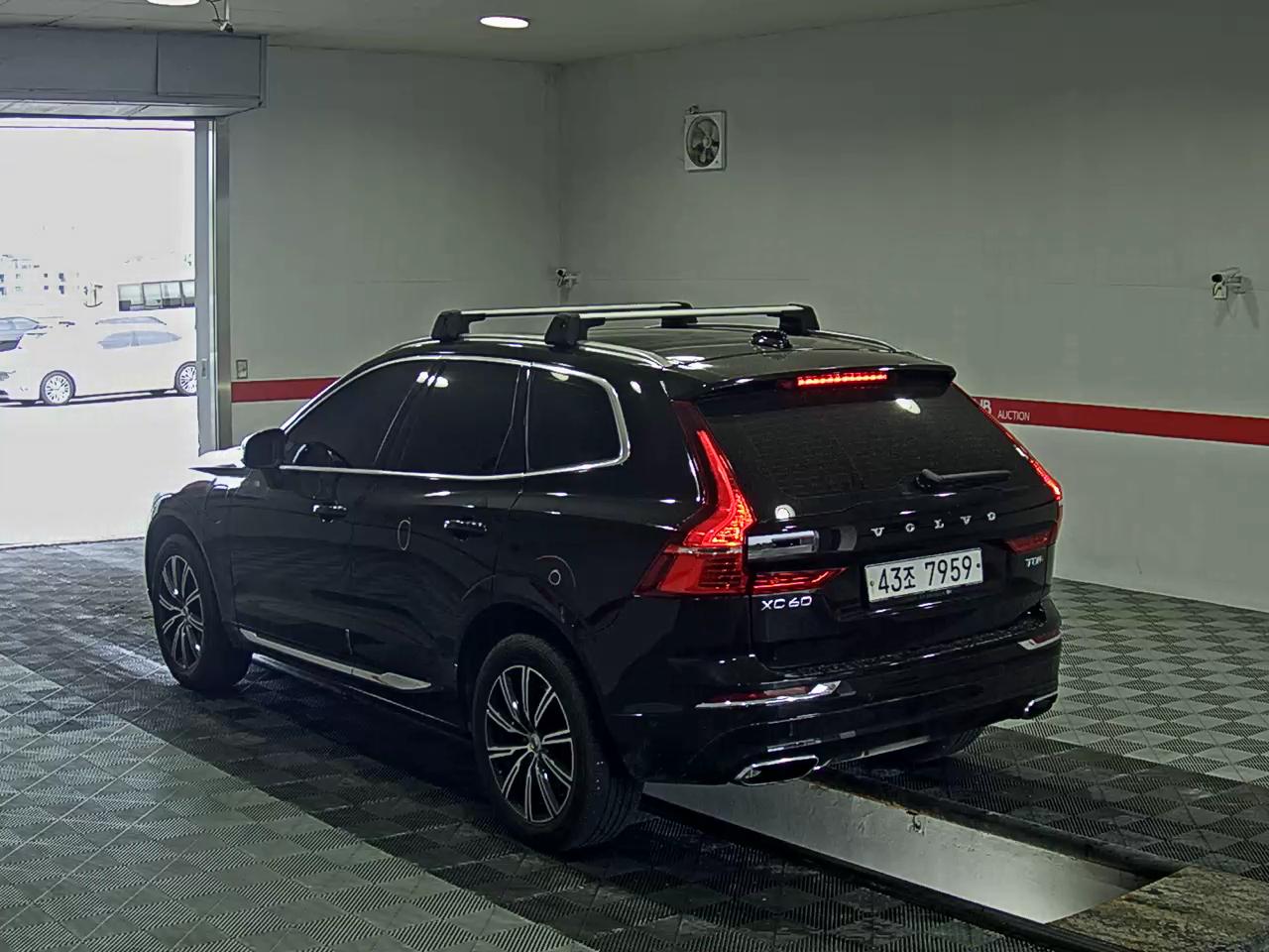 2019 - volvo xc60