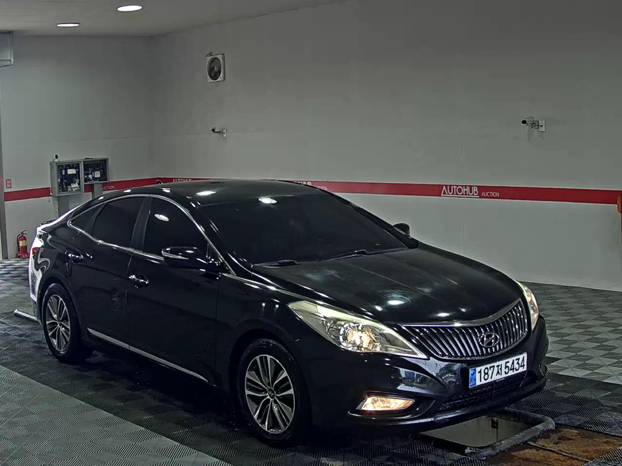 2011 - hyundai grandeur