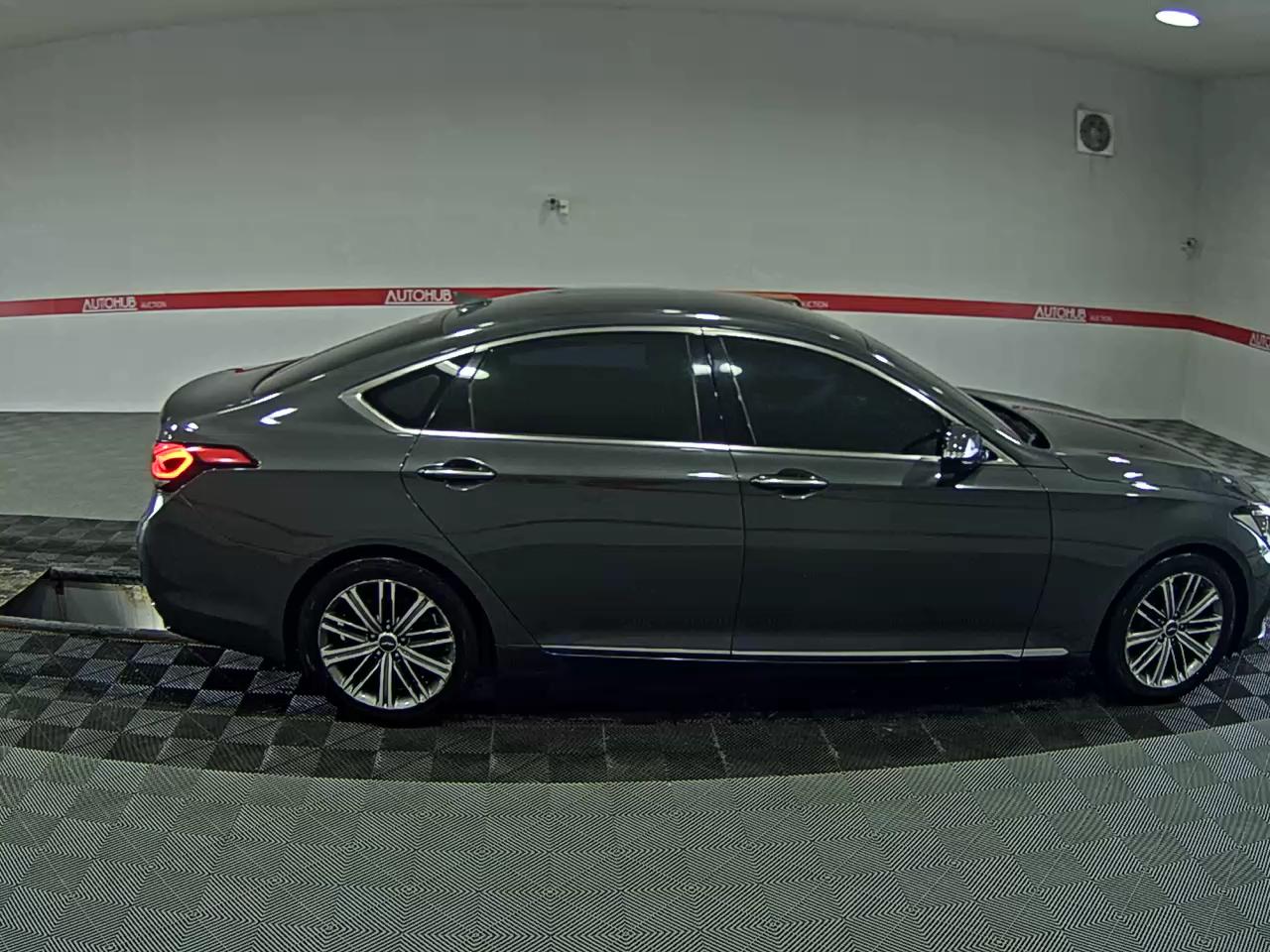2017 - genesis g80
