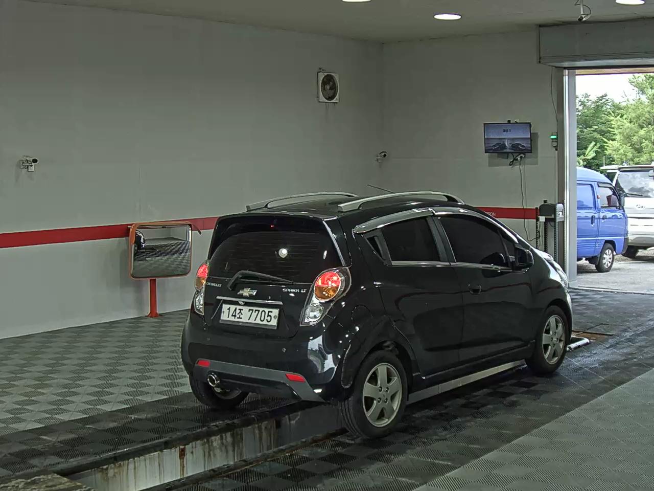 2012 - chevrolet spark
