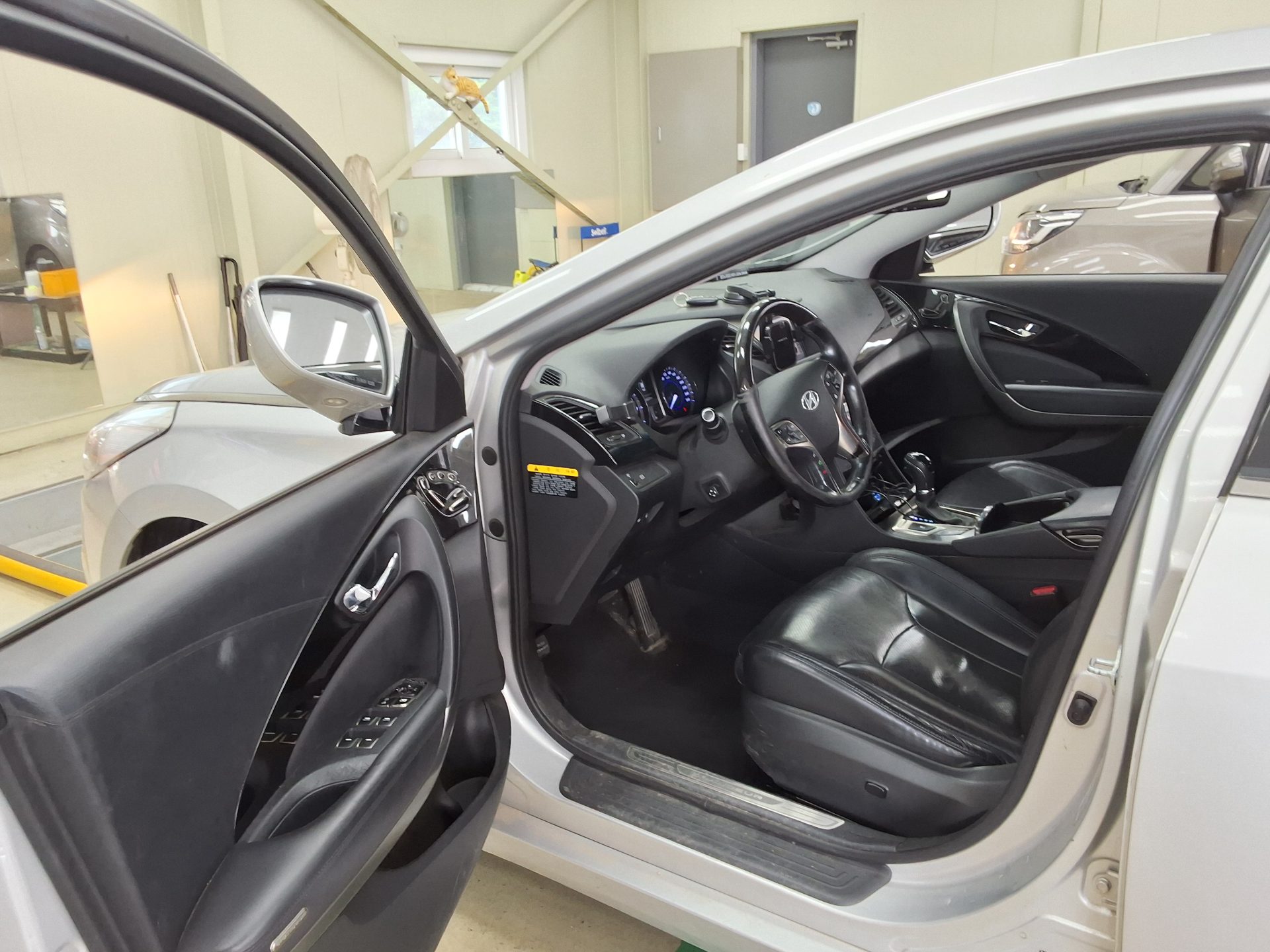 2014 - hyundai grandeur