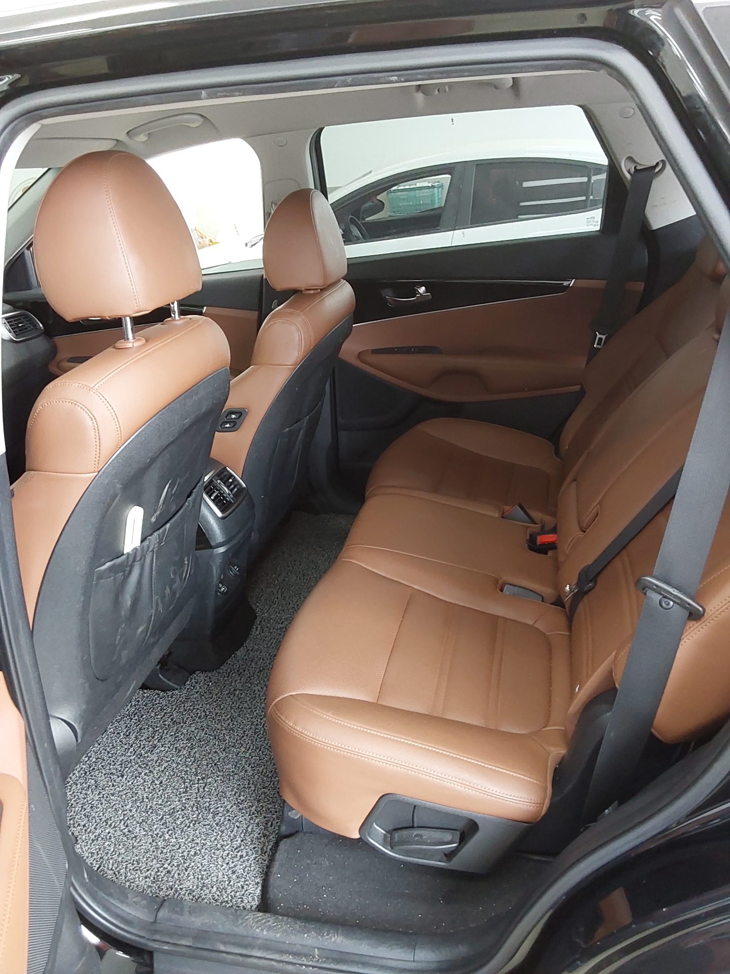 2019 - kia sorento