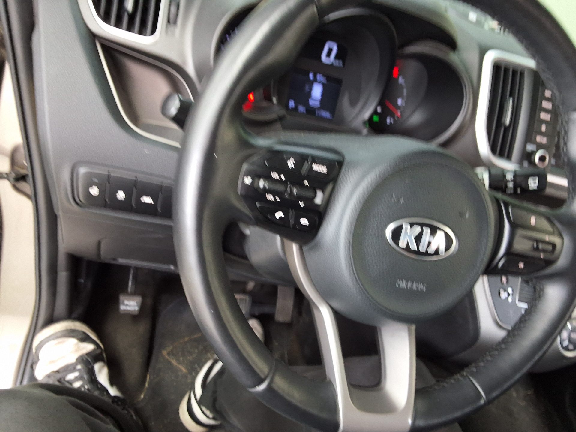 2021 - kia ray