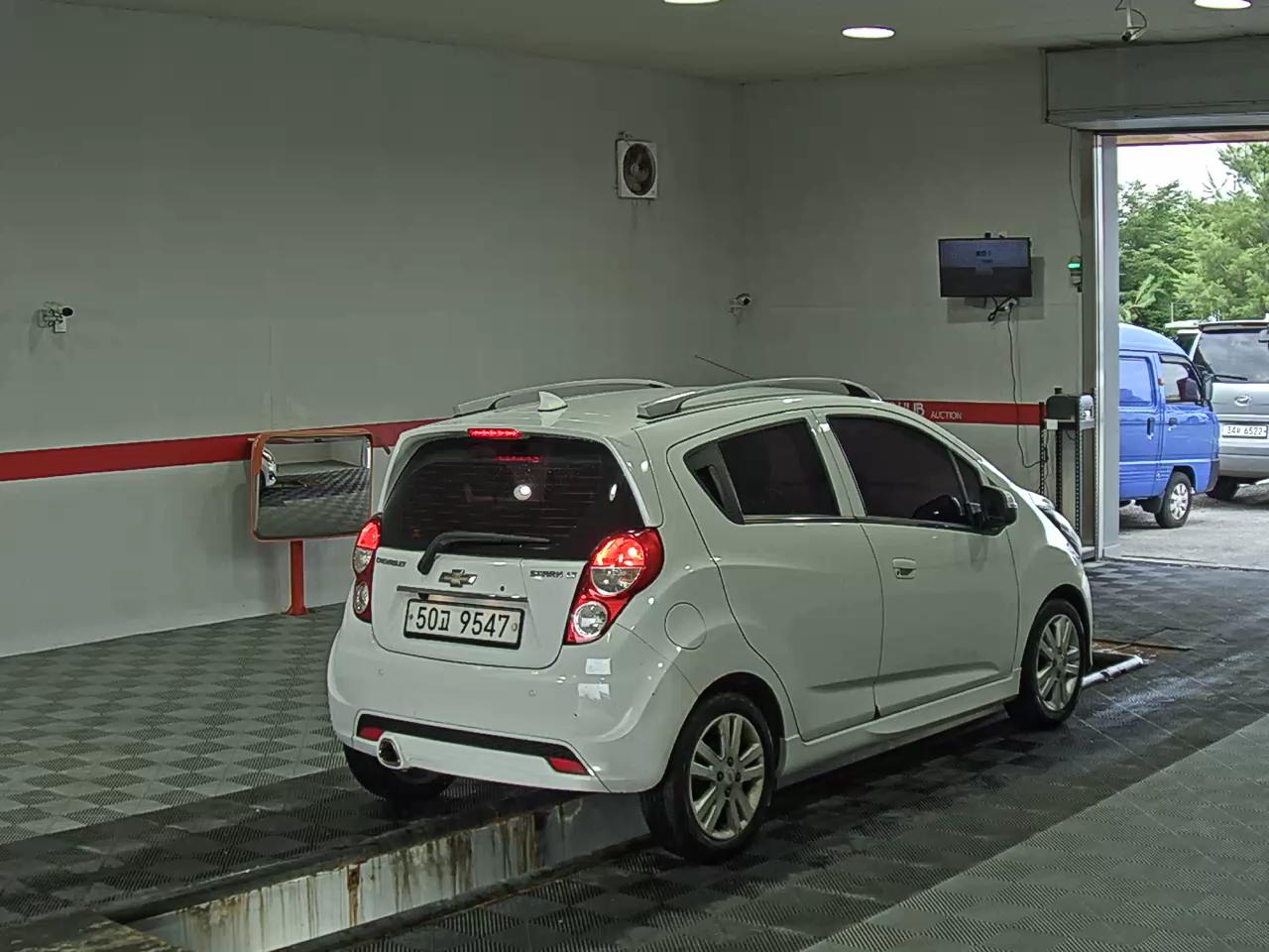 2015 - chevrolet spark
