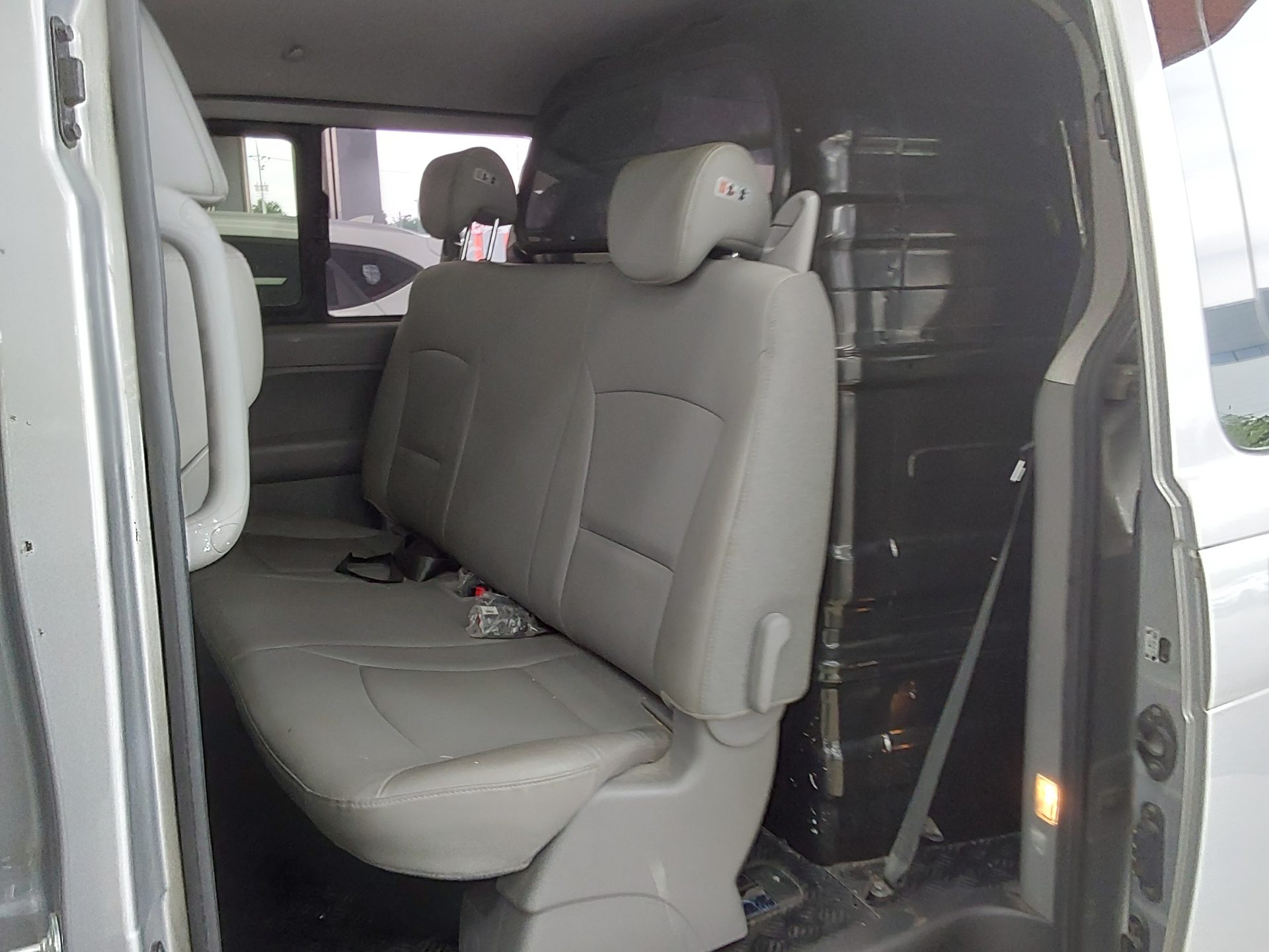 2021 - hyundai grand starex