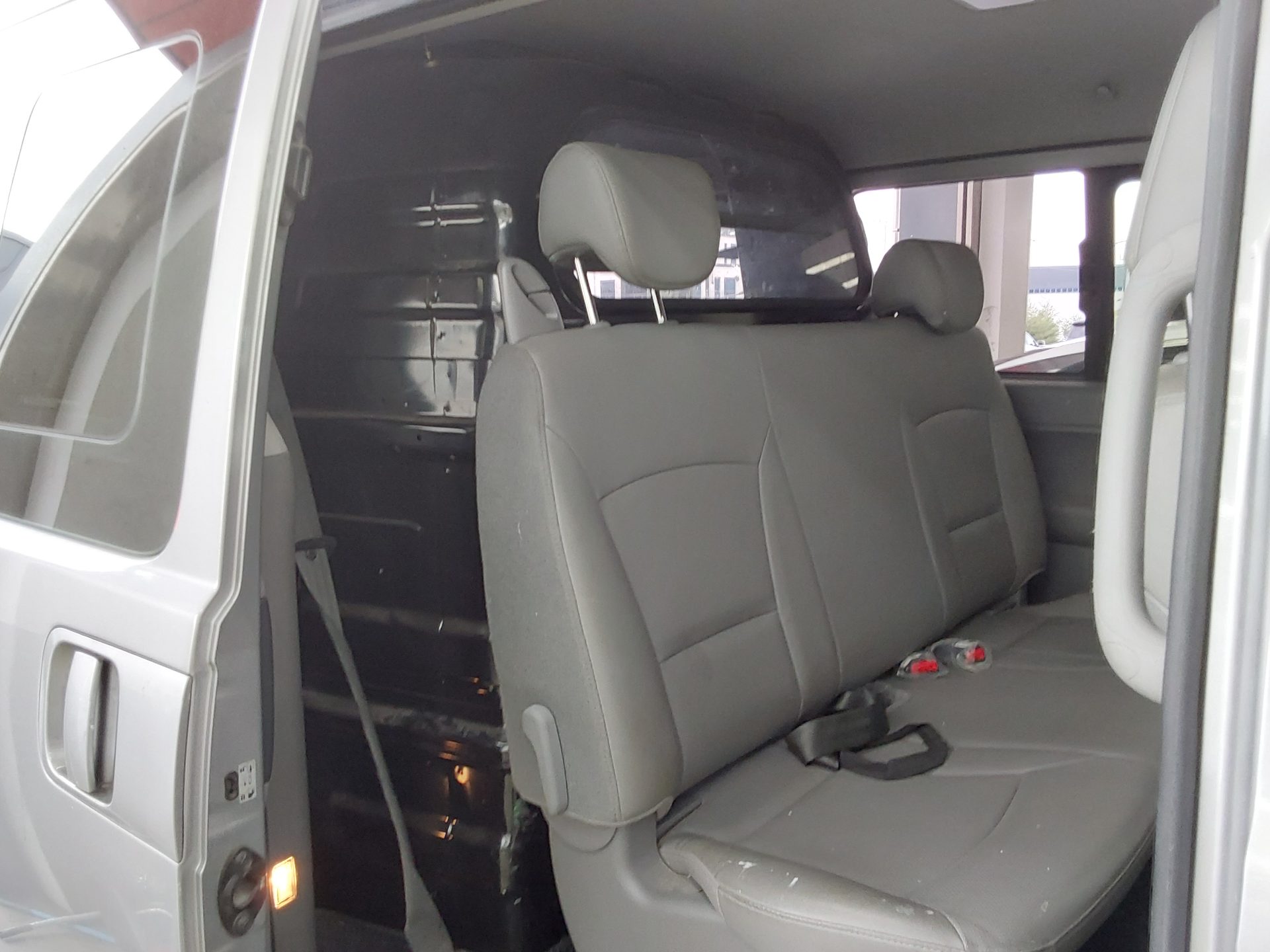 2021 - hyundai grand starex