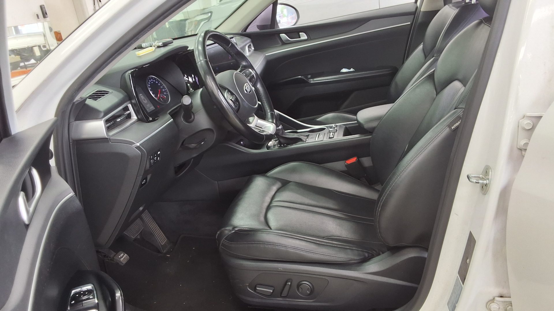 2020 - kia k5