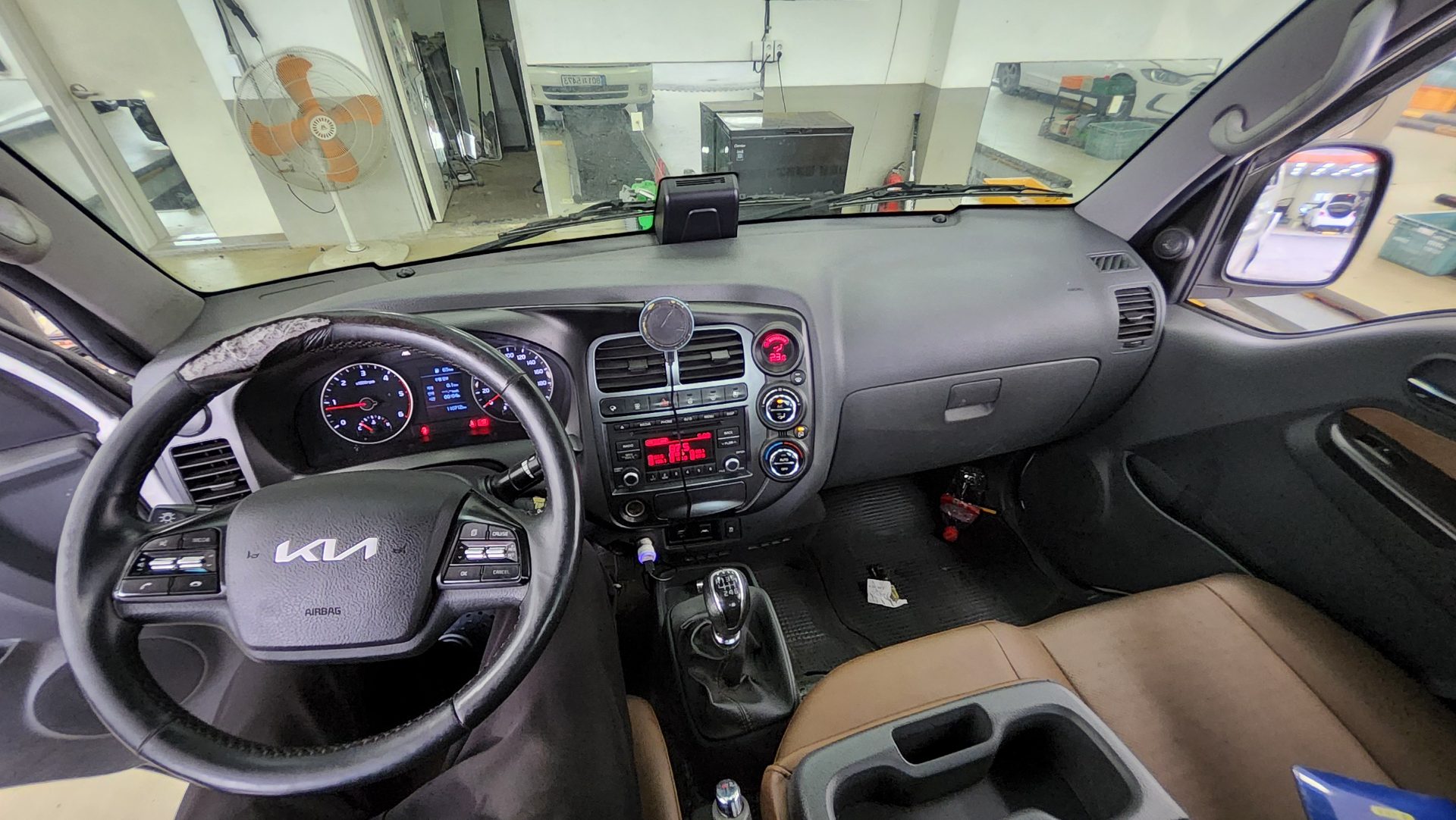 2022 - kia bongo
