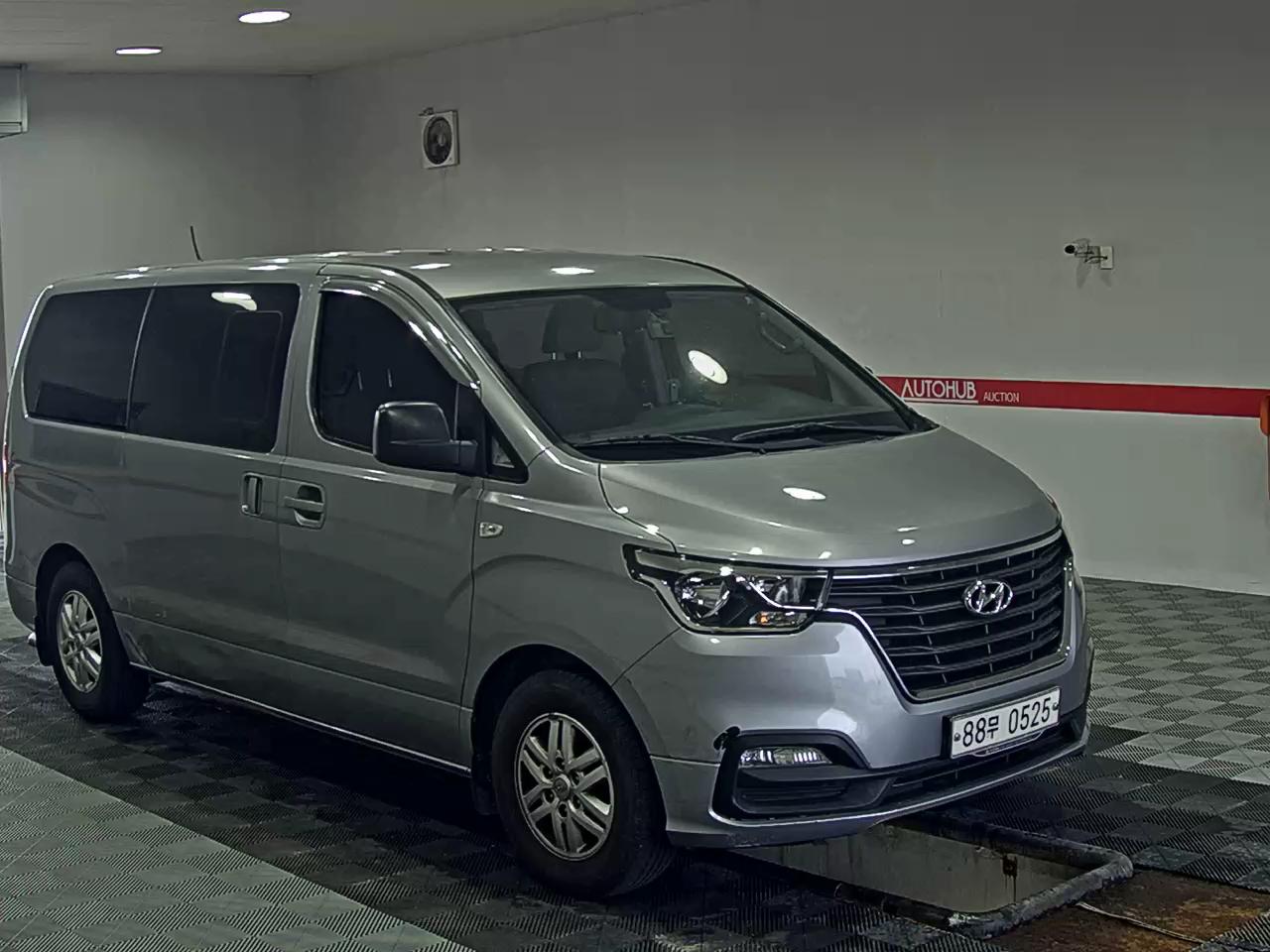 2021 - hyundai grand starex