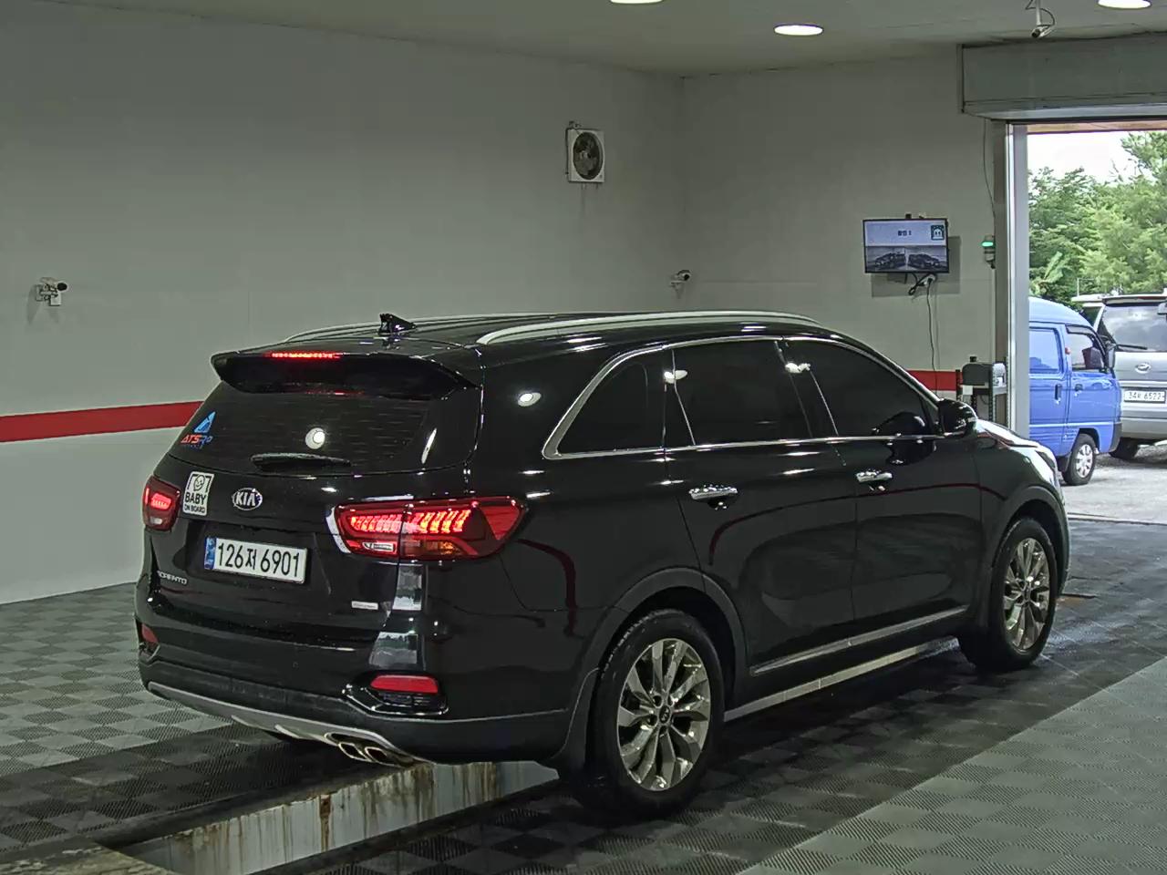 2019 - kia sorento