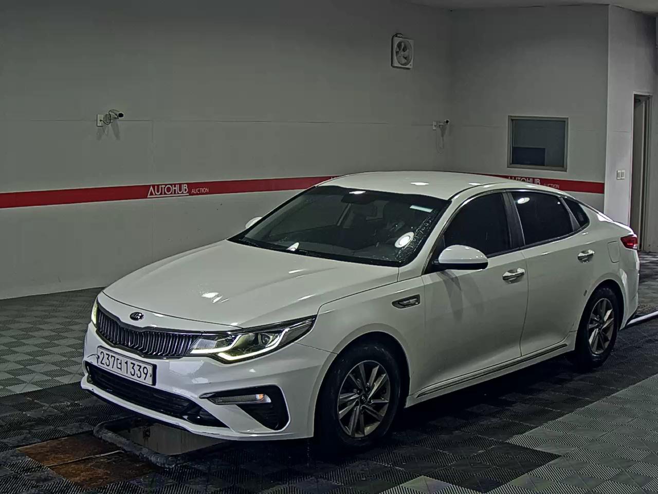 KIA K5 LPI RENTAL CAR