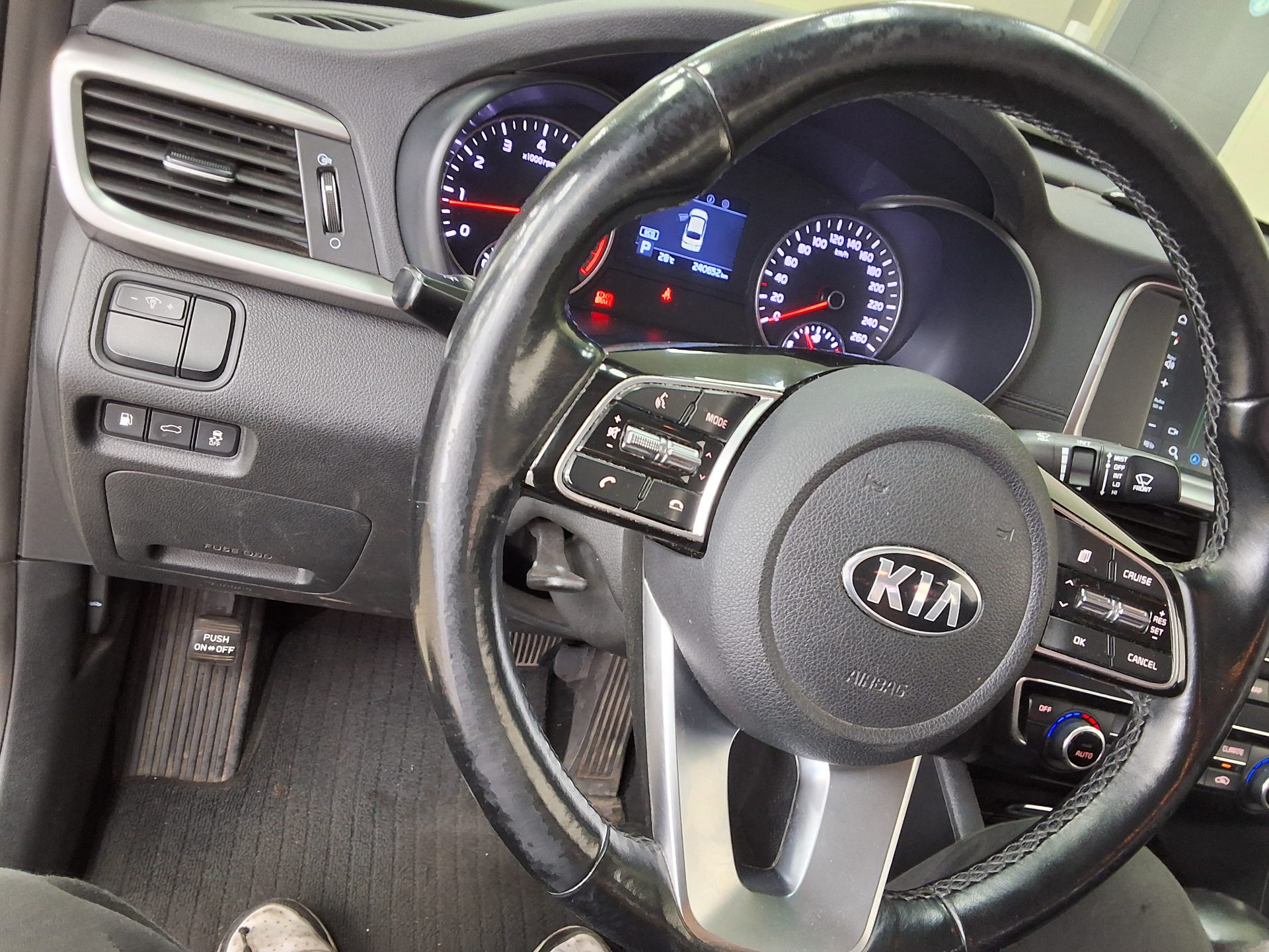 2020 - kia k5
