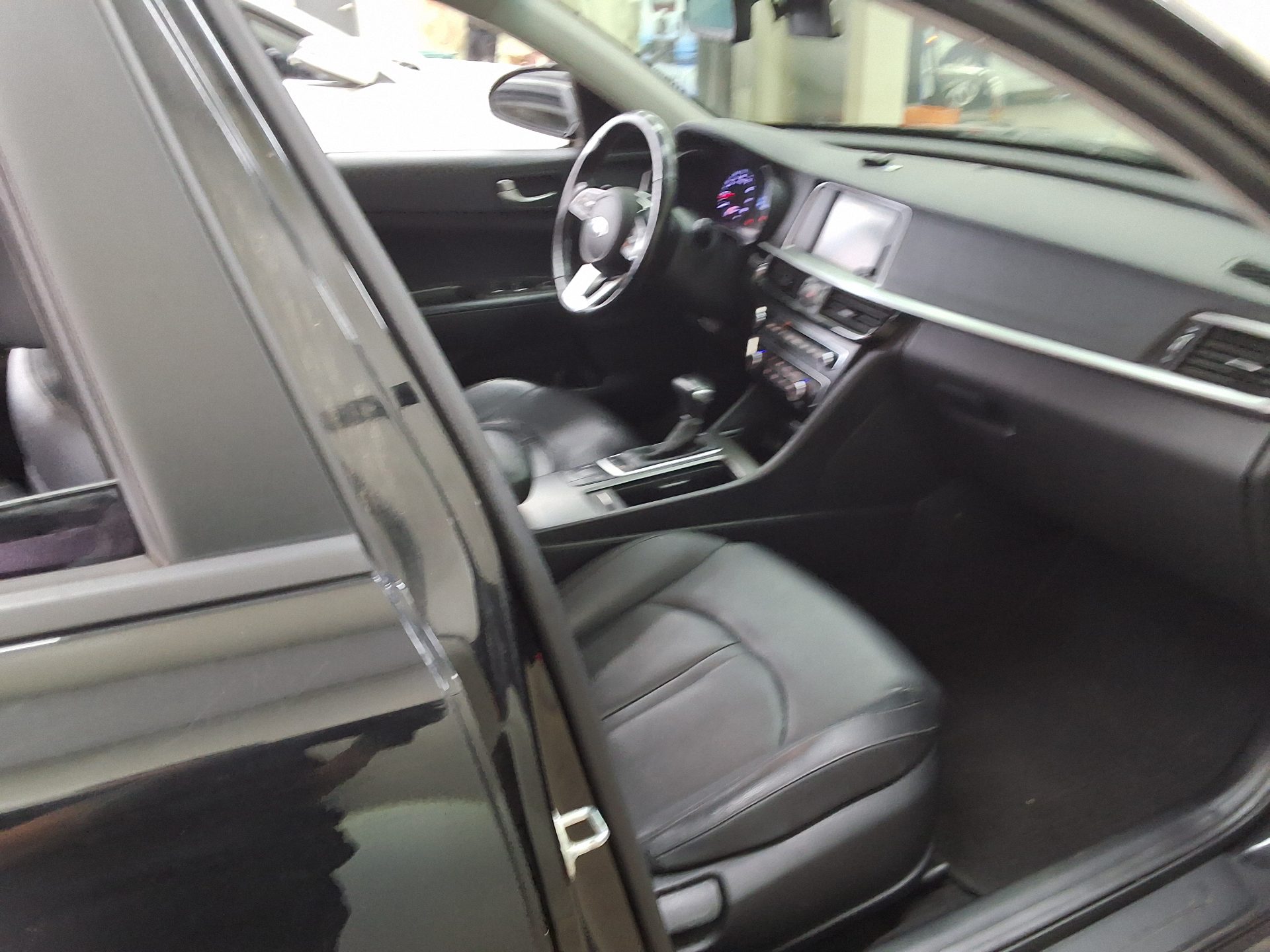 2020 - kia k5