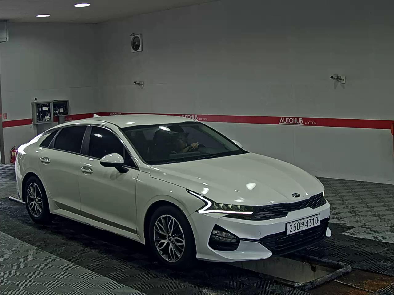 2020 - kia k5