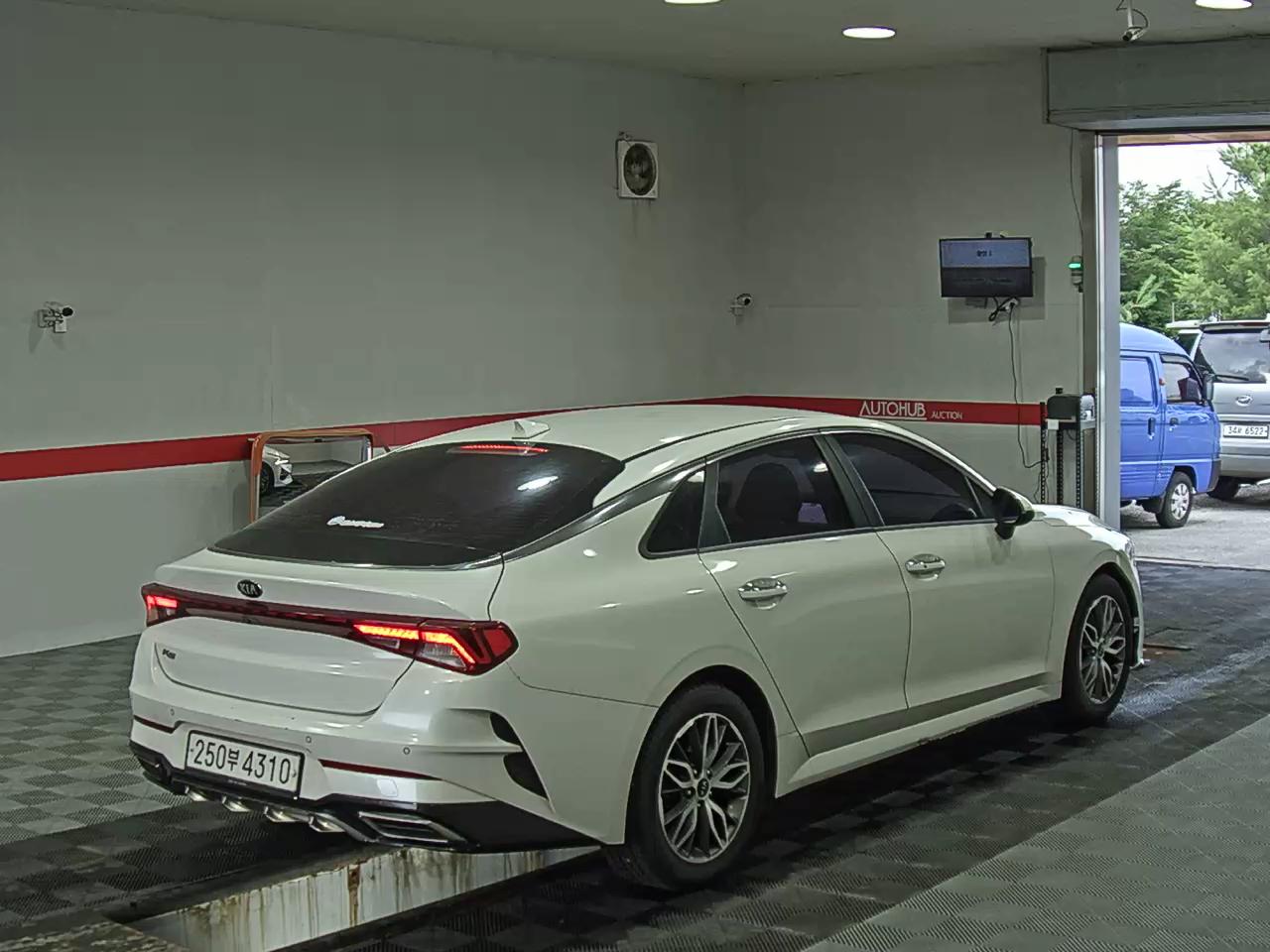 2020 - kia k5