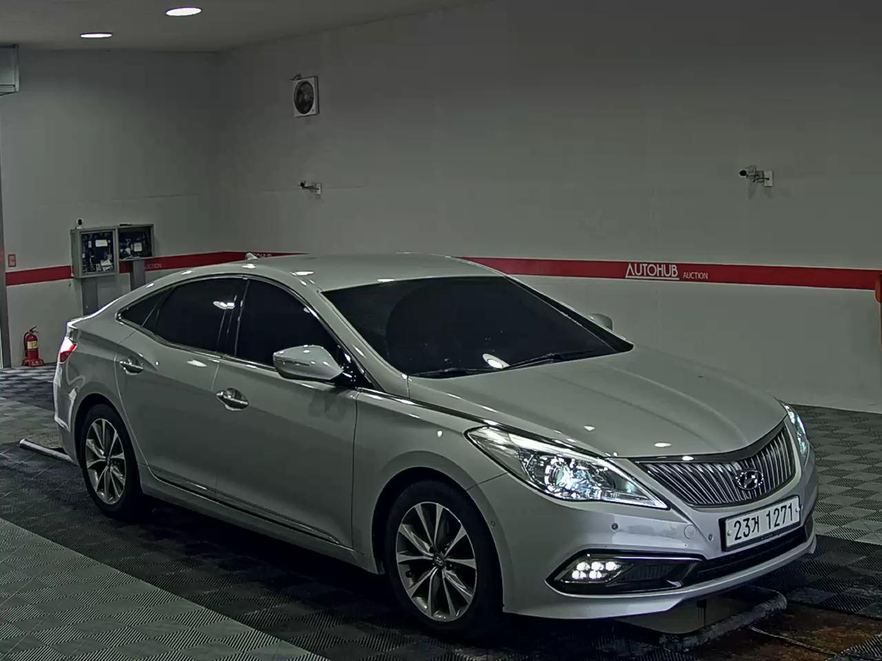 2015 - hyundai grandeur