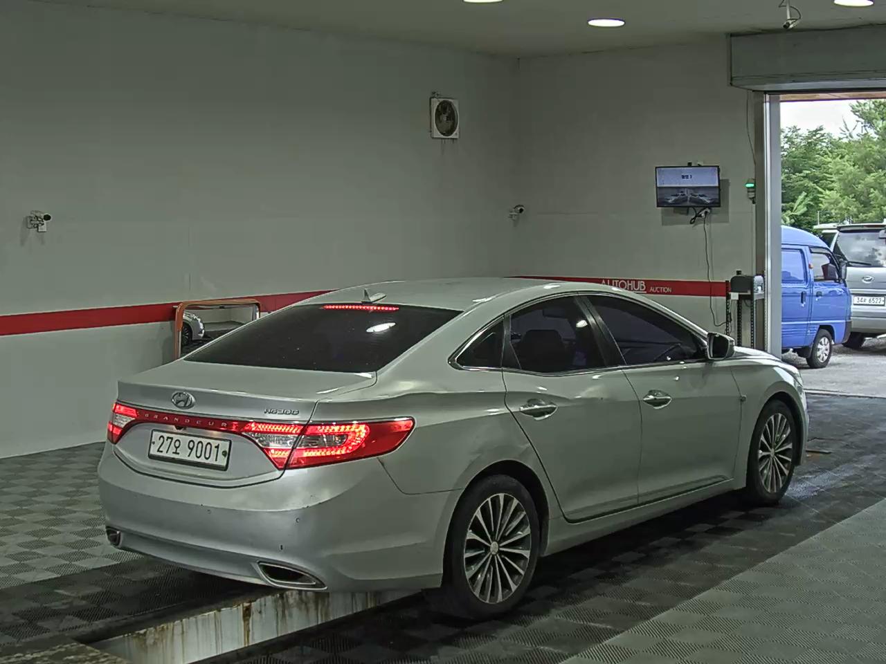 2014 - hyundai grandeur