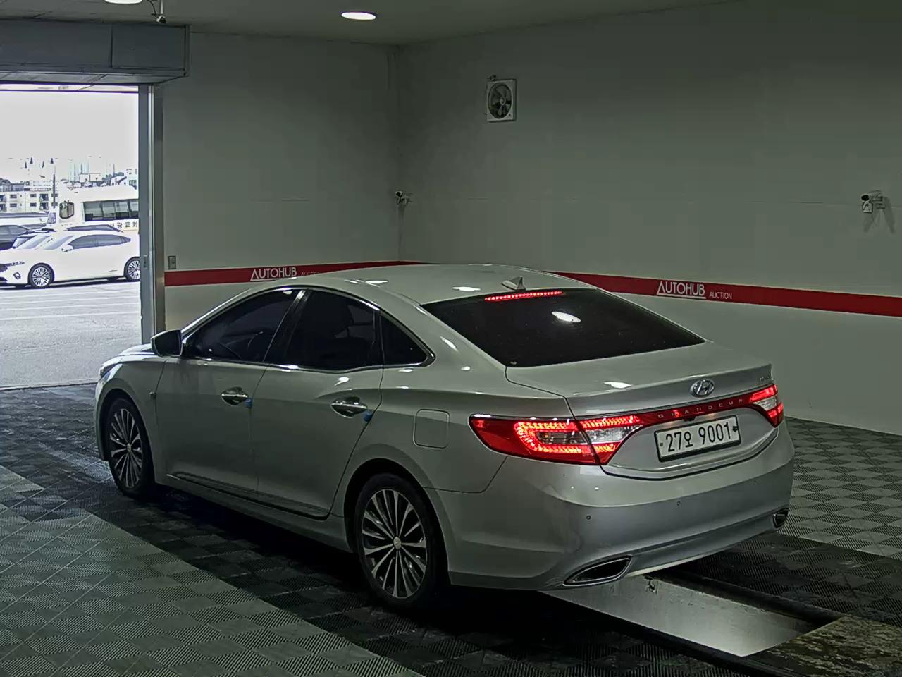 2014 - hyundai grandeur
