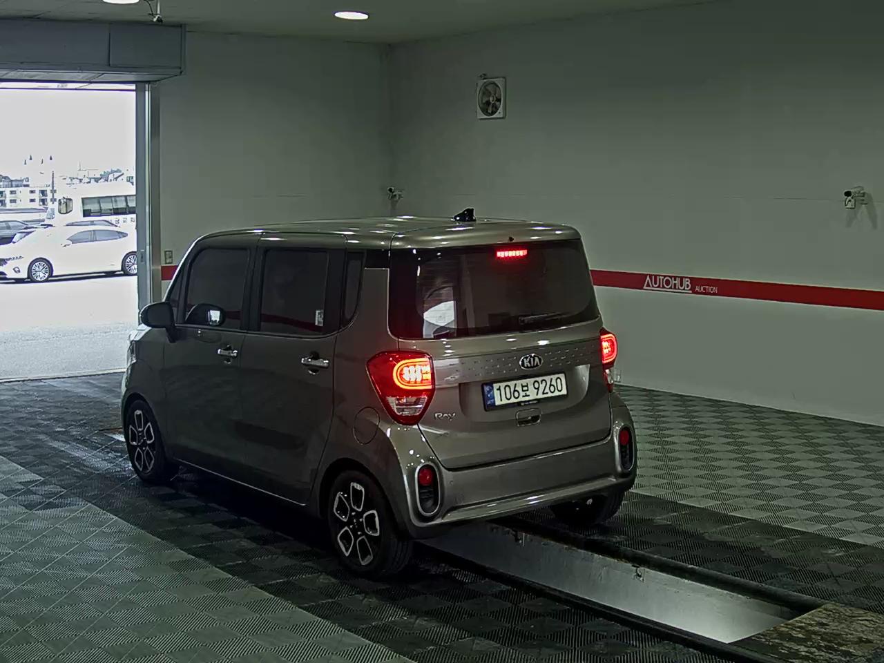 2021 - kia ray