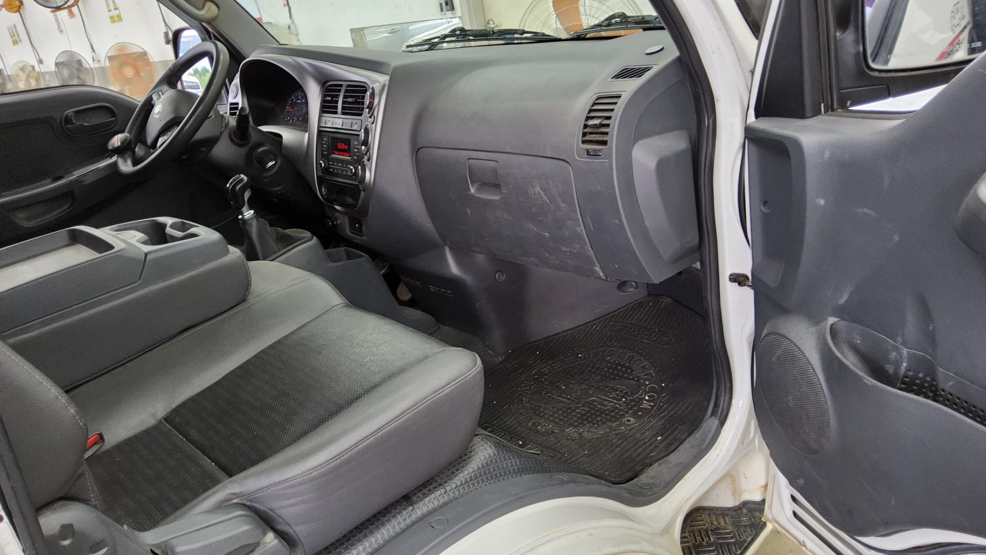 2021 - kia bongo