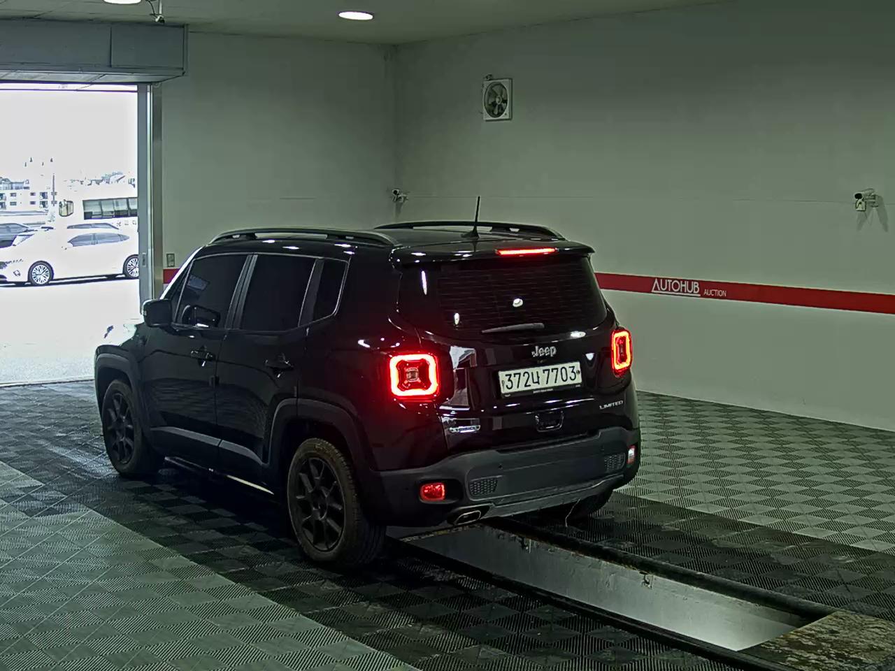 2020 - jeep renegade