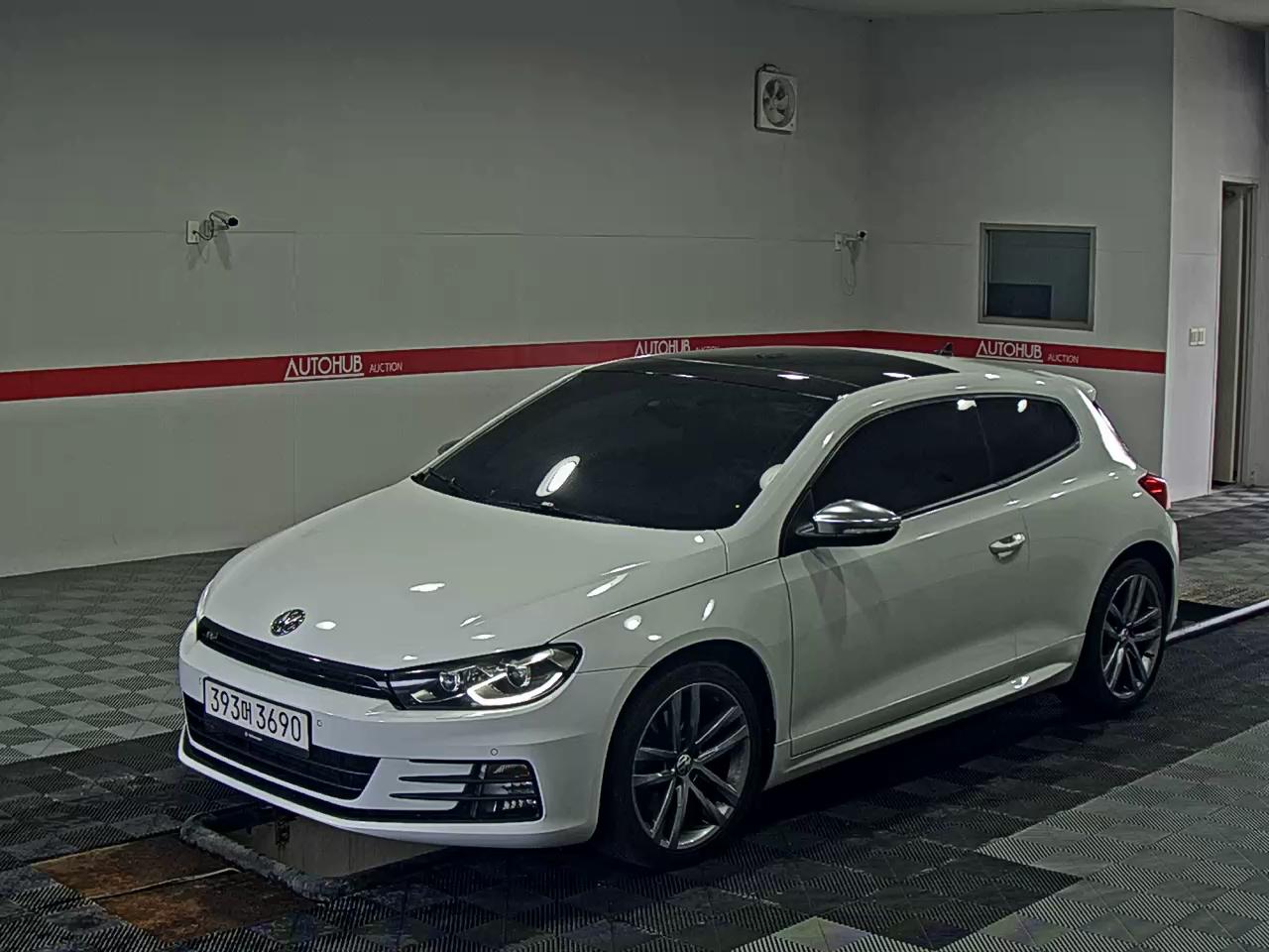 2015 - volkswagen scirocco