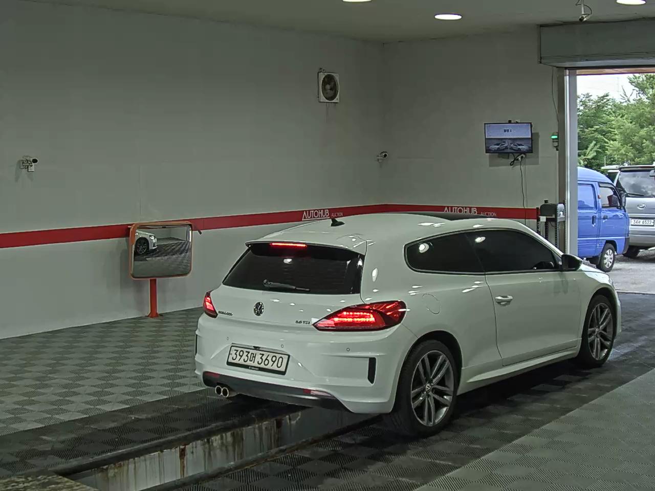 2015 - volkswagen scirocco