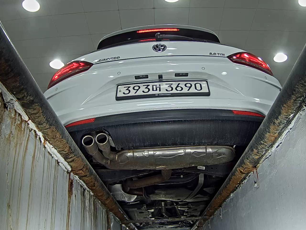 2015 - volkswagen scirocco