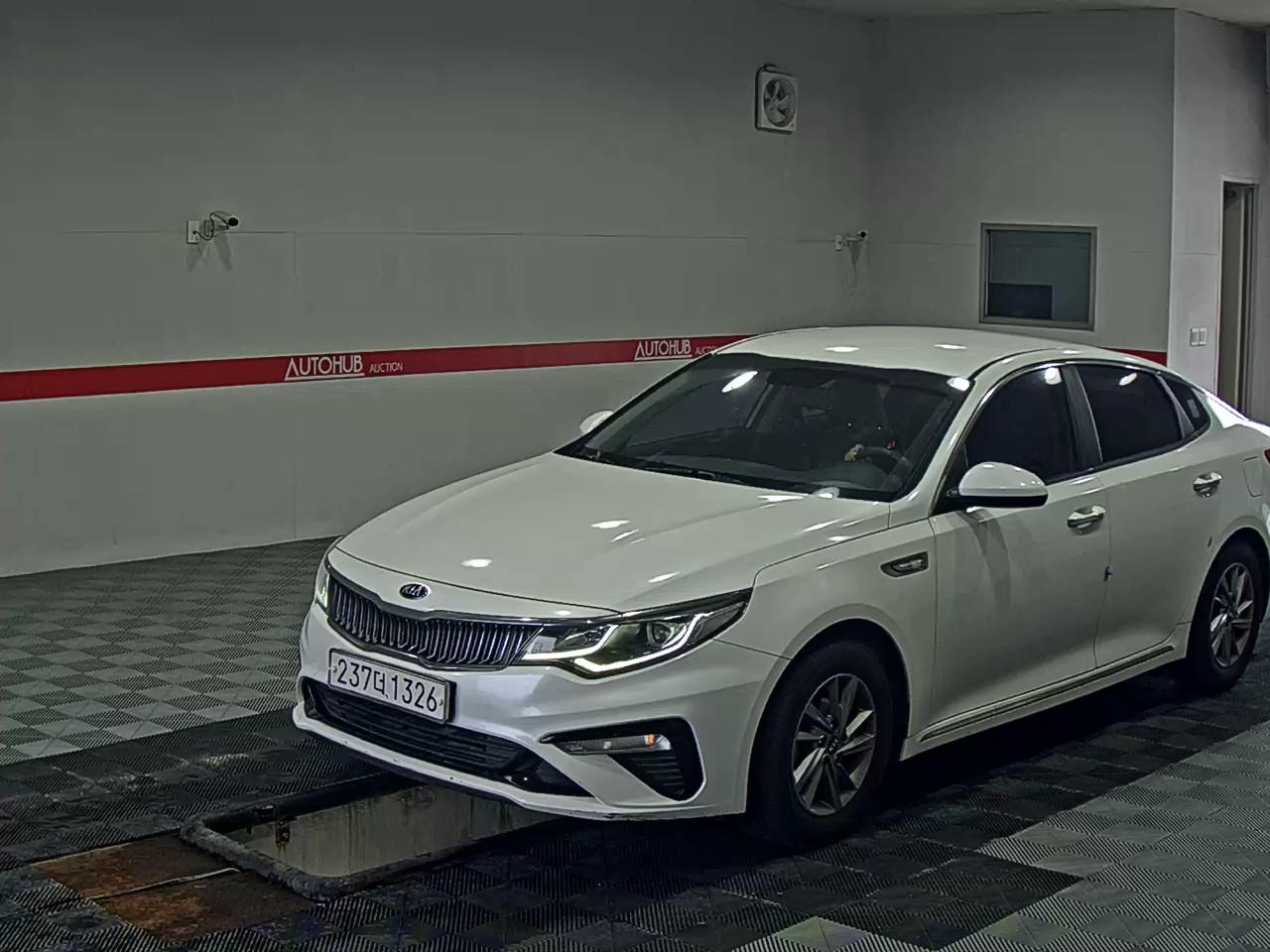 KIA K5 LPI RENTAL CAR