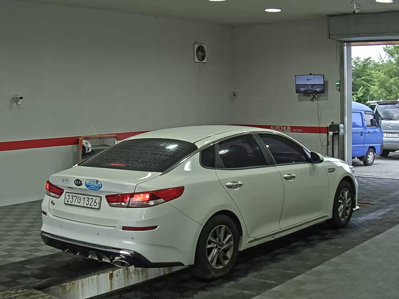 2019 - kia k5