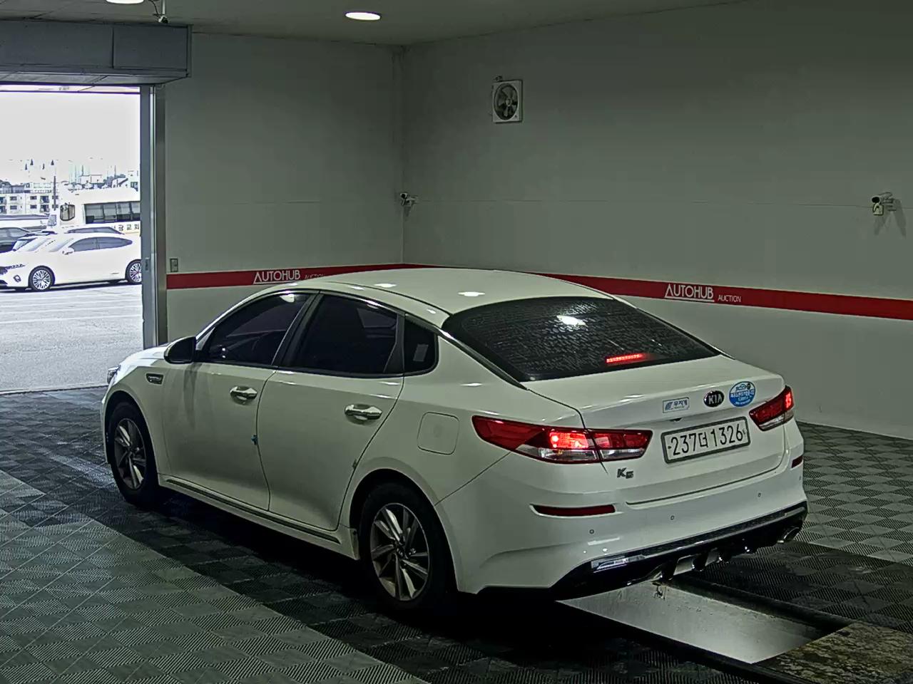 2019 - kia k5