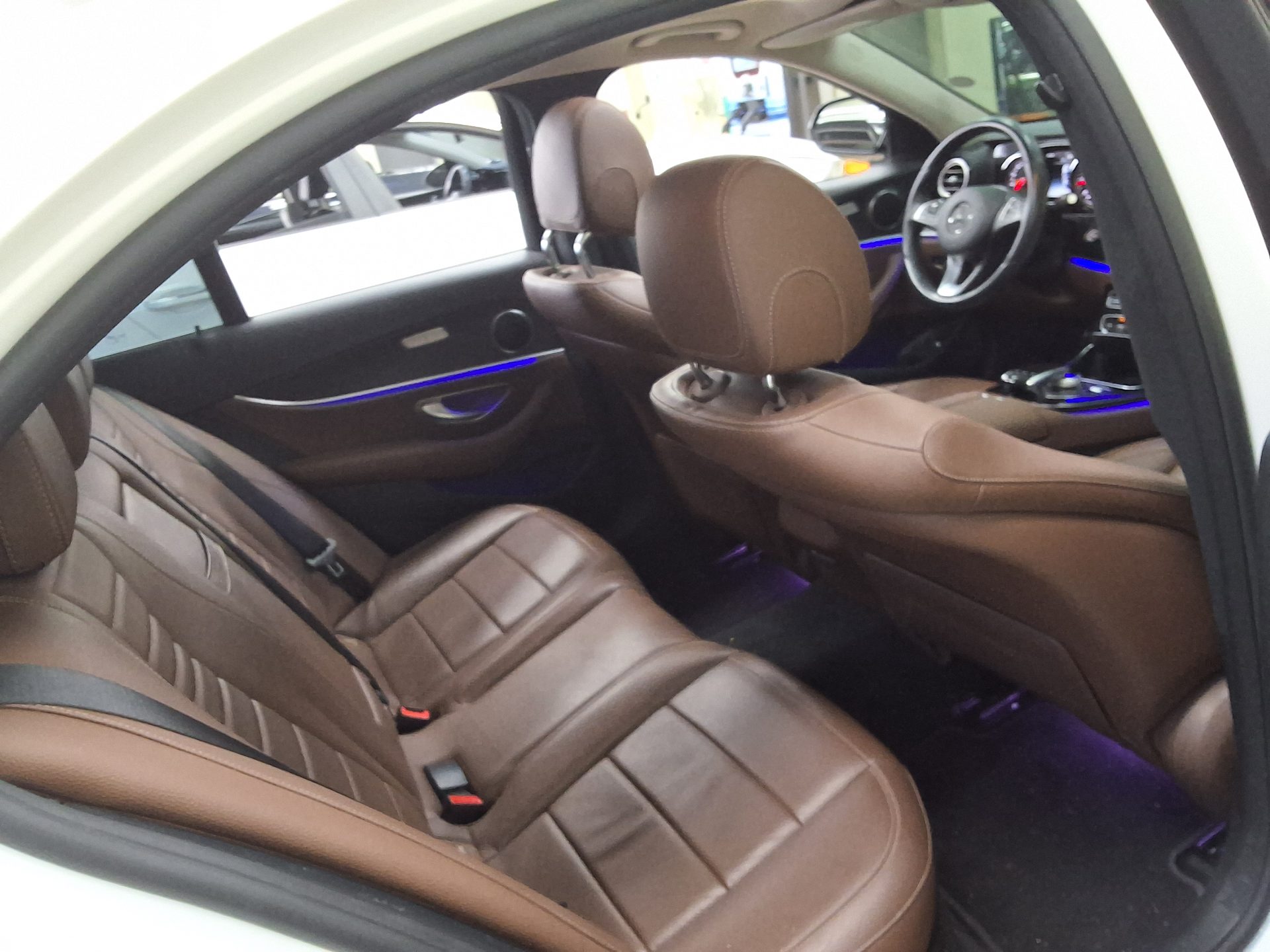 2017 - mercedes-benz e220d