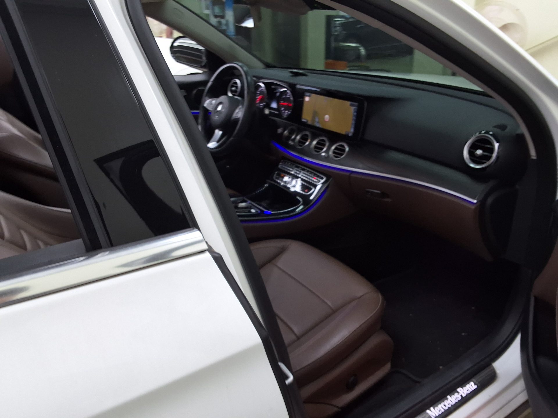 2017 - mercedes-benz e220d