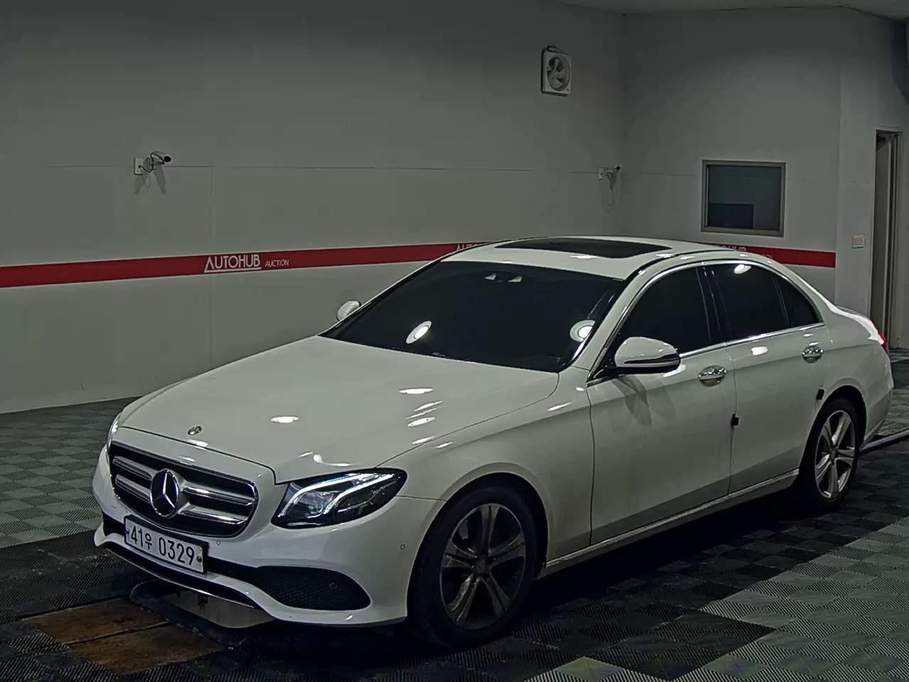 2017 - mercedes-benz e220d