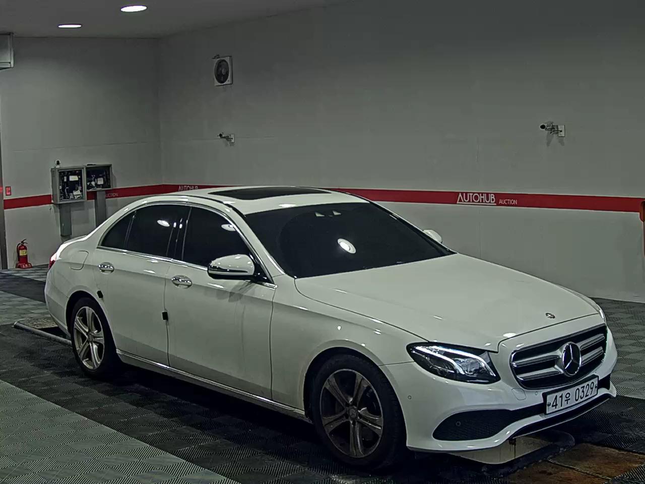 2017 - mercedes-benz e220d