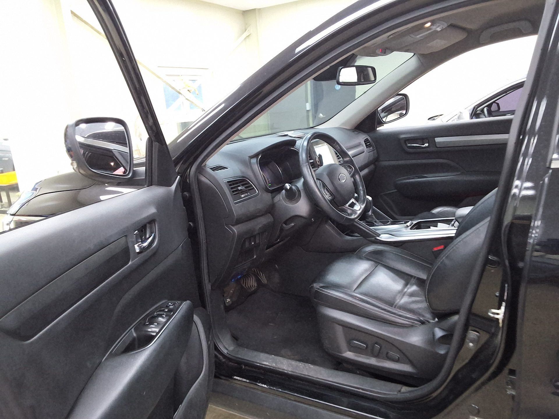 2019 - renault qm6