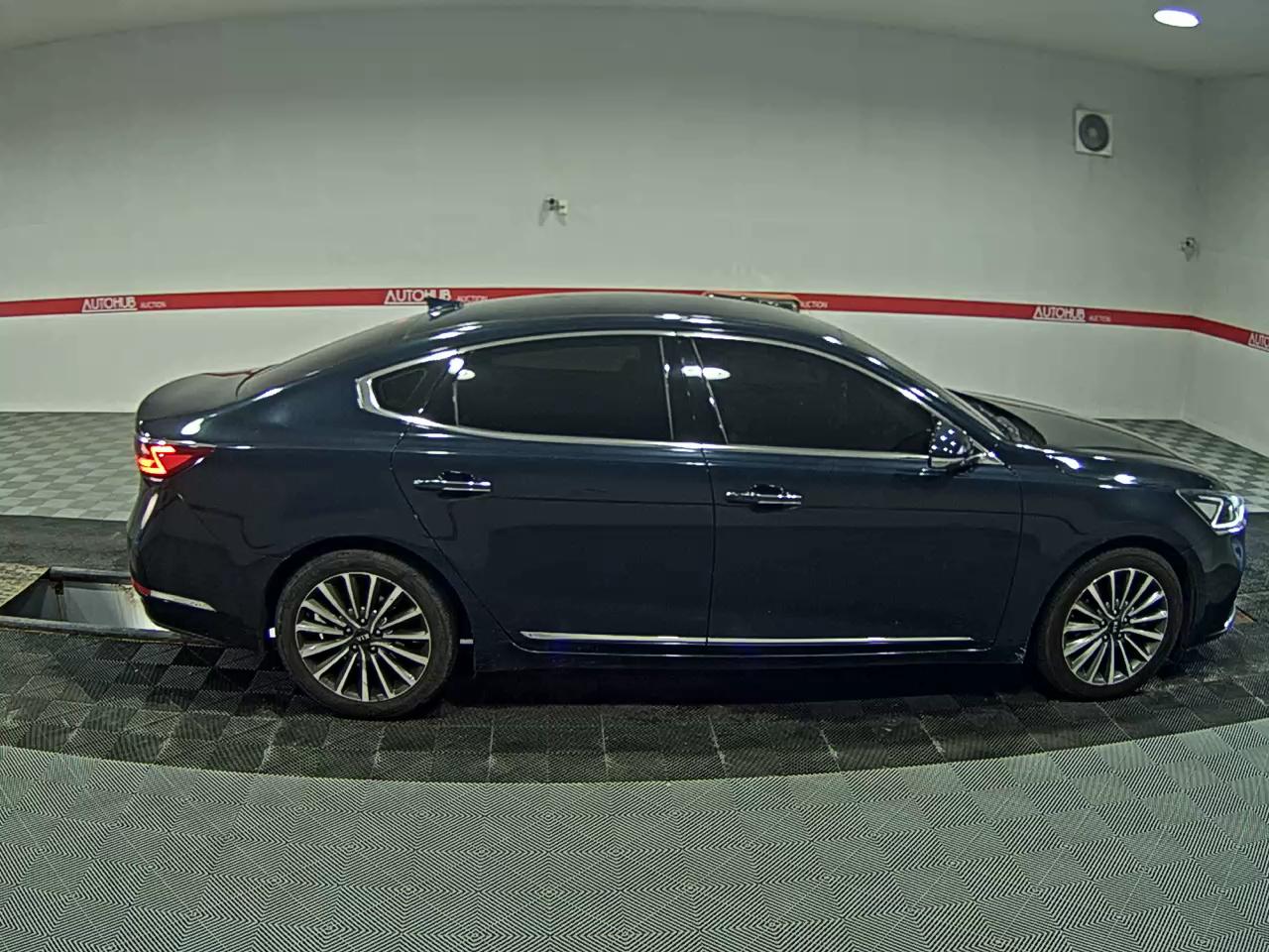 2017 - kia k7