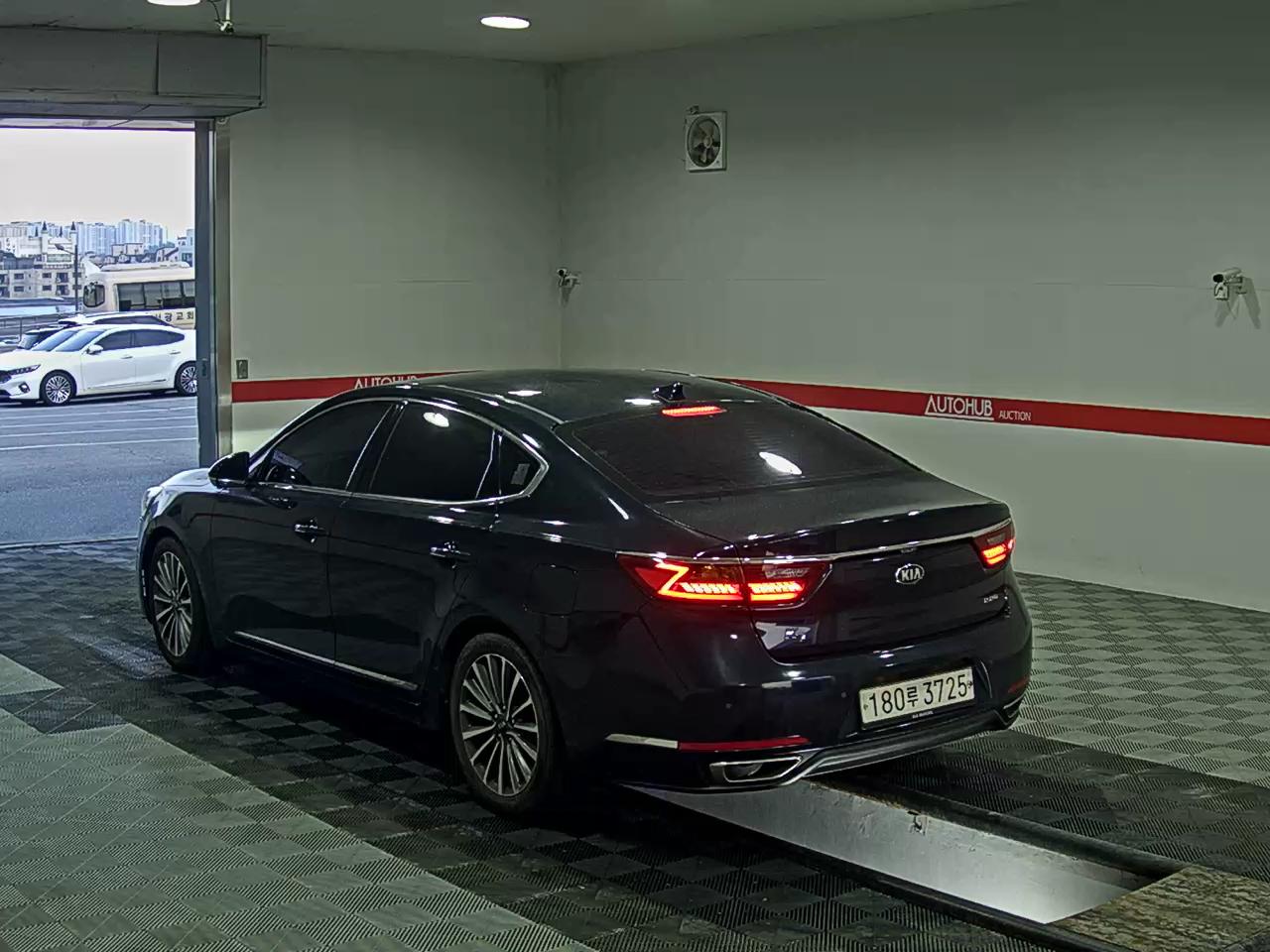 2017 - kia k7